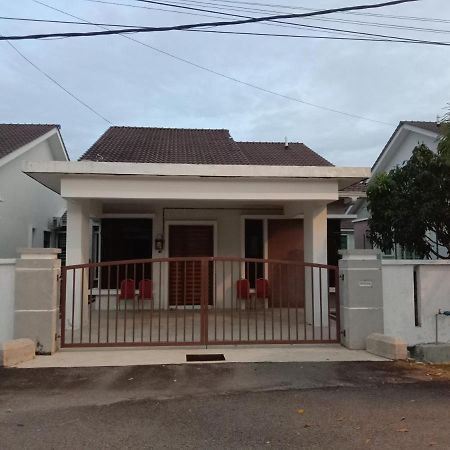 Friendly Homestay ملقا المظهر الخارجي الصورة